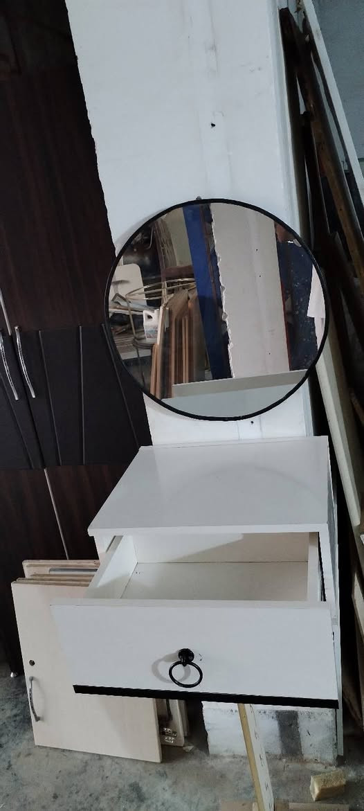مێزتوالیی هەڵواسین لۆک نرخی کۆتای 35 .حاجیاوا.***********
