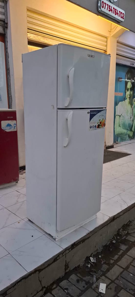 مرحبآ كلة شغال وظمان بشغلة نظافتة [💯 ]
تواصل ***********
يوجد توصيل فقط داخل بغداد
