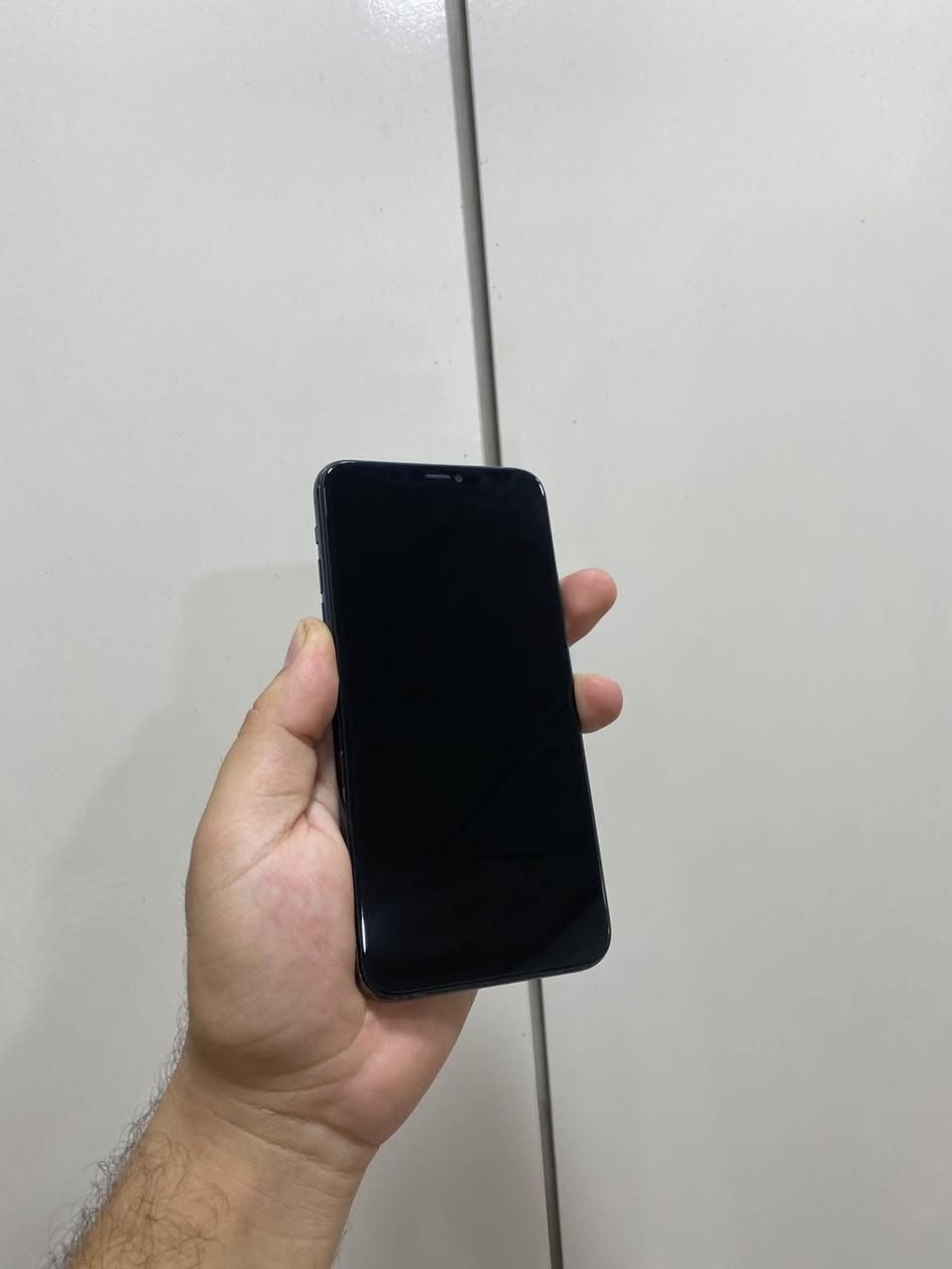 🍏 آيفون 11 برو ماكس (64GB) للبيع 🍏
النظافة: 100% نظيف جداً وسلس.

الوضع: مستبدل شاشة أصلية فقط، والباقي كفالة بلاد.

الشغال: الفيس آي دي (Face ID)، الكاميرات، والسماعات كلها شغالة 100%.

السعر: 250 ألف 

📍 الموقع: بغداد – السيدية (يوجد توصيل داخل بغداد).
📲 للتواصل (واتساب فقط): ***********
