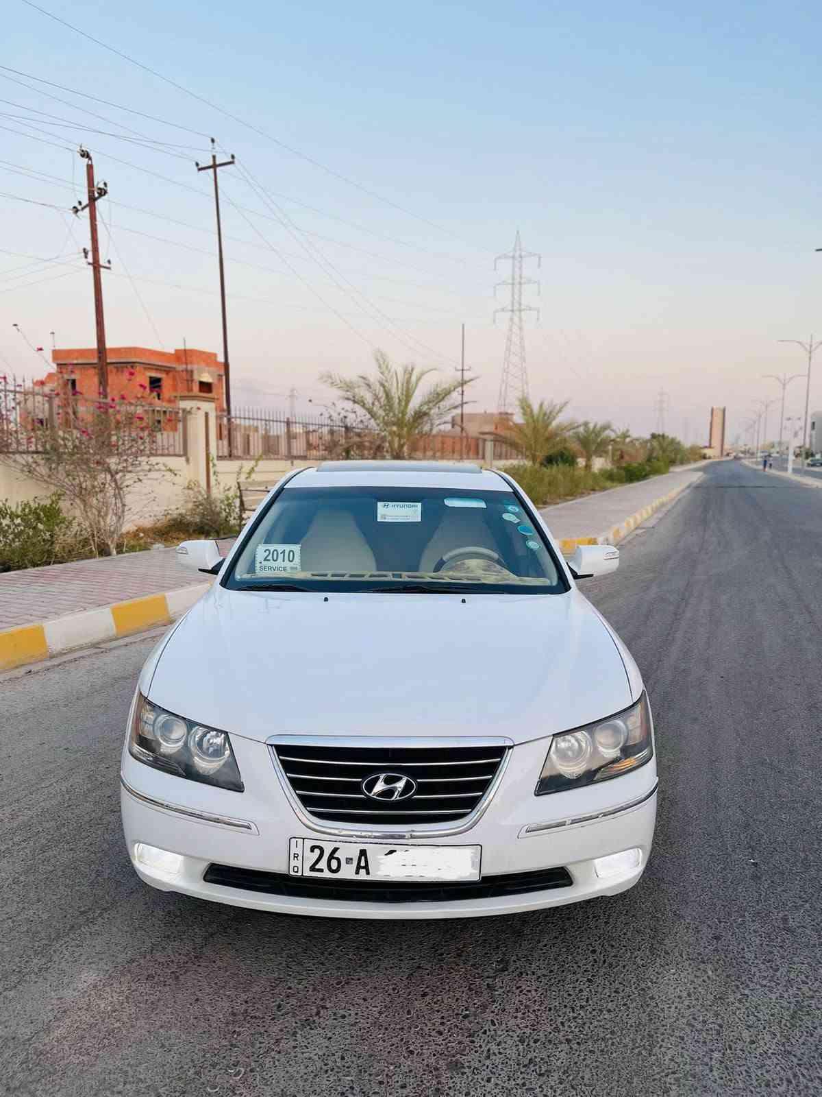 ﷽‏ 
 يا الله..السلام عليكم ...الحلال للبيع..
هونداي سوناتا 2010 خليجي لون ابيض المرغوب 
محرك 2400 دووش المرغوب بدون فتح بدون عيب
كير اوتوماتيك 5 نمر بدون عيب

مواصفاتها معروفه…الخليجيه
سلايت فتحه سقف 
داخل صحراوي عسلي لونين المرغوب
صاج اصفر بلادي
اشاره بلمرايه 
تحكمات ستيرن جهتين
بروجكترات زينون 
ويل كب بلادي وتخم تاير جديد جواها حتى سبير 

(محرك/كير/كهربائات/تبريد/تدفئه/صدر)كله تووب ترايها ناعم حيل … 

🔺السياره بيها رشات صبغ ابيع عام 
اكفلك الكص والتجيه والكلبه يعني شرط بدون دواخل نهائياً (شواصي/لغود/حوض/دواخل تكم) مكفولات…

رقم 26 صلاح الدين انكليزي الجديد/سنويه لل2028 / تحويل ثاني يوم 
شوفها السياره وعاملني وتدلل
السعر 97$
🎗️مكاني صلاح الدين /تكريت
***********
***********
