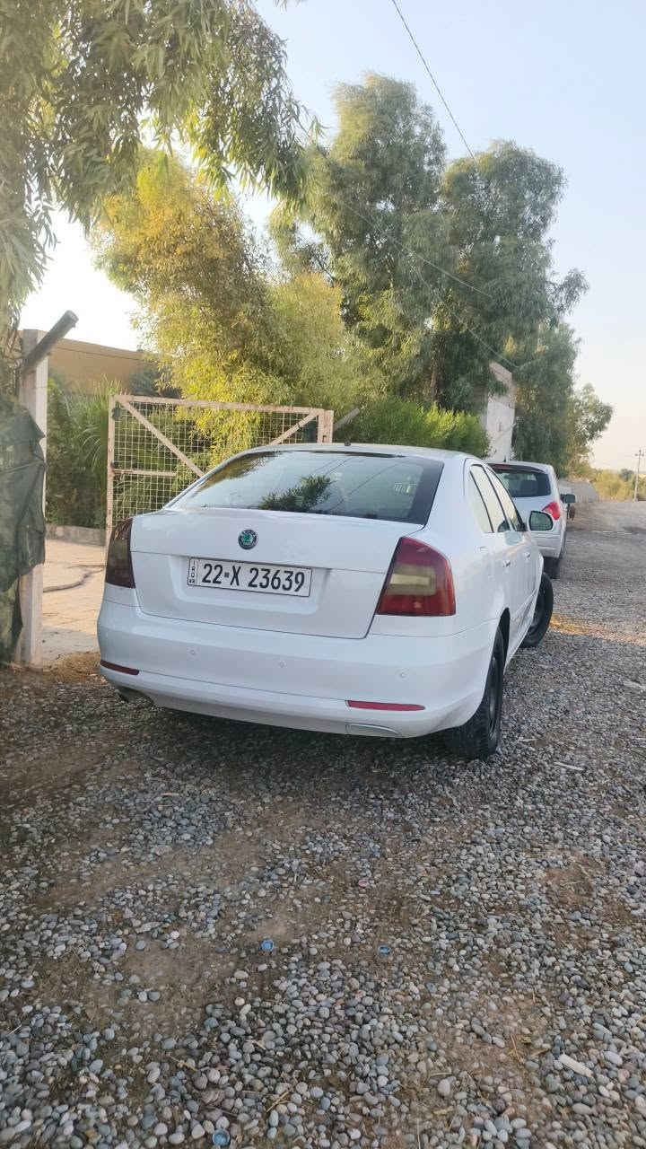 سكودا ٢٠١٢توماتيك
مكينه ١٦بي تؤربؤ
رقم و سنوي نوئ
تاكسي كرايتة خسوسي
جةمبي خفيفي بيشي هةية
سعر55و معملةكي كةم
*********** أربيل, العراق
