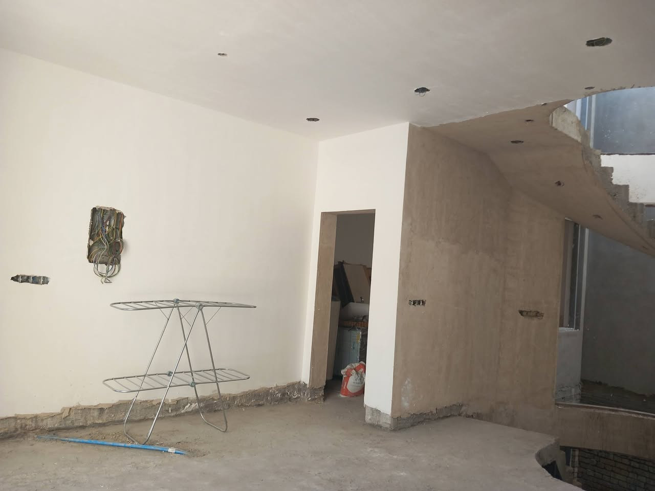 سلام عليكم
خلفه مبيضجي جص وبورك متفرق حاليا تفضل خاص وتدلل
جص وبورك المتر ٧
شغل بدون تخريج
بشرط شغل ما عاجبك فلوسك مرجوعه
لتزام بل عمل وال مصداقيه اهم شي
وبخدمت طيبين
مكاني بغداد زعفرانيه  《***********》
