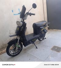 بدون بطاريات • ياخذ ٥ بطاريات • شرط شغال