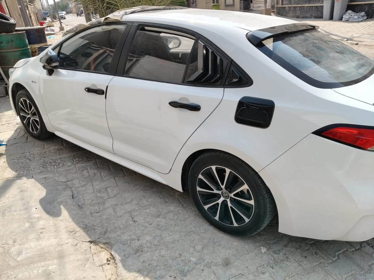 السلام عليكم
مكلف بالنشر 
كورلا موديل 24
داخل احمر كشن كهرباء فول مواصفات 
مكانه كربلاء 
ماشيه 40 
كفاله عامه من بارد وصبغ وتبديل 
السعر 152 وبيه مجال بصيط 

‭***********‬
