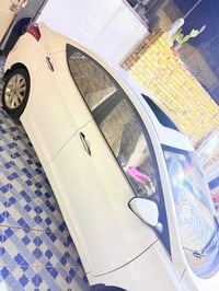 الانترا GLS • ٢٠١٦ • ١٨٠٠