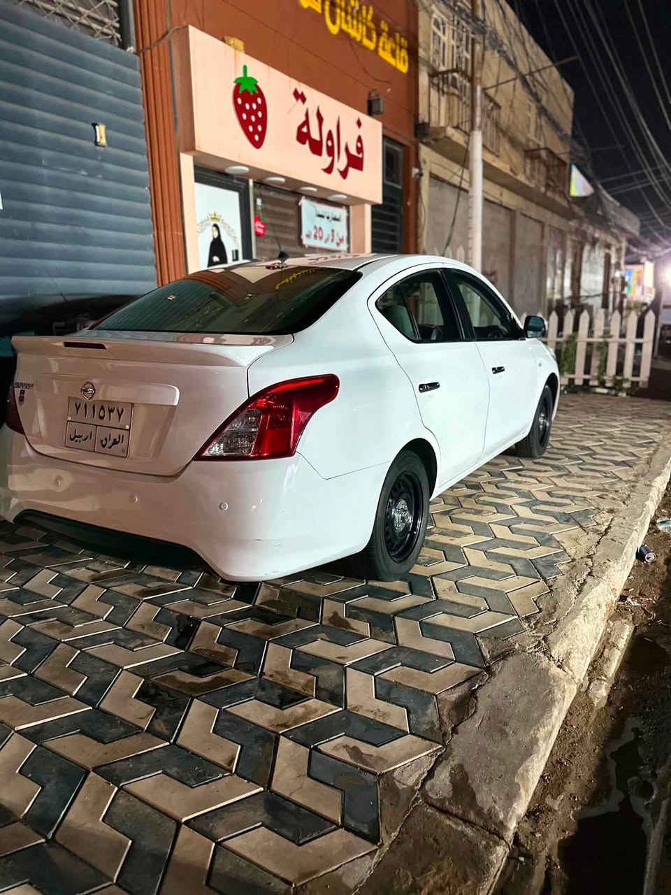 سلام عليكم 

صني هندي 2022 
بدون صبغ بارد فقط 
ماشيه 110 
تخم تاير جديد 
حداديه جديده
سياره جاهزه 
مكان السياره النجف

سعرها 100 وبيه مجال بسيط

*********** النجف, العراق
