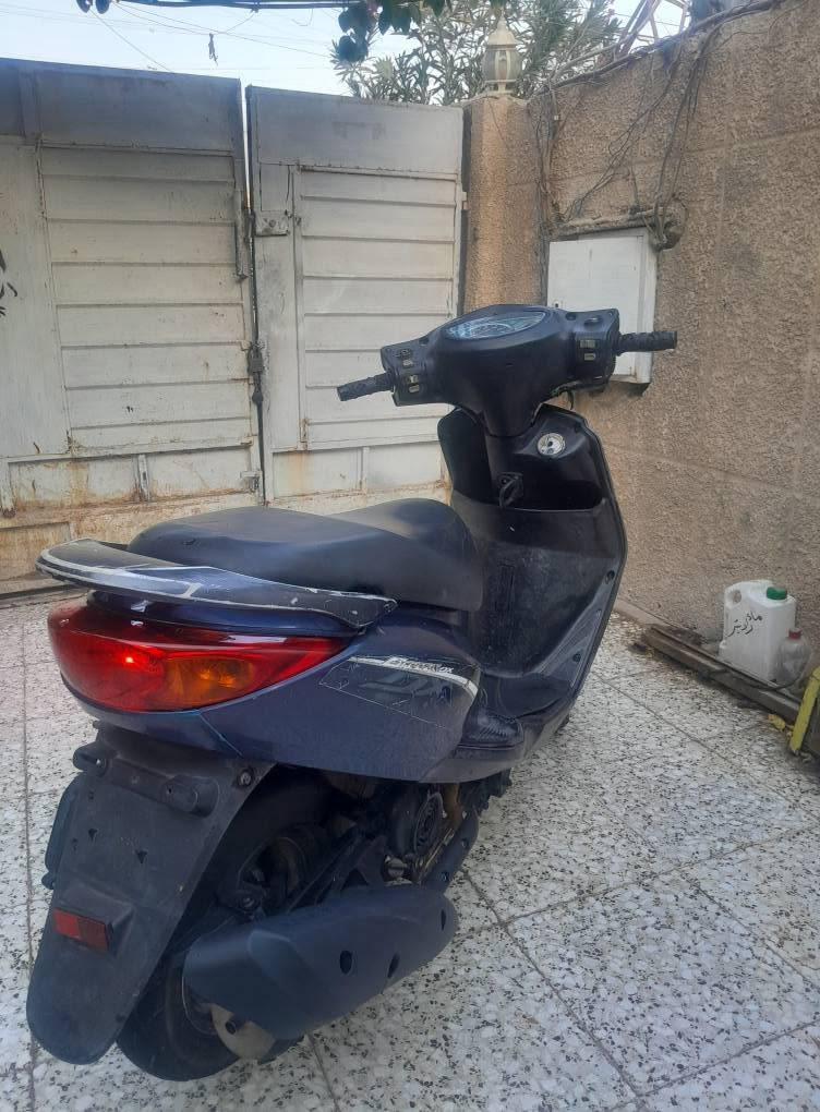 سلام عليكم
ياماها بريز بغبغاء نوزل خطين ماشيه ١٧ الف حقيقي مكفوله كفاله عامه محرك جديد شلعه ومعدل خير من الله لا صوت لا نضوح لا تنقيص كفرات بلاديه ختم واحد كهربائيات كلهه شغاله سلف عالي ناصي زنون اشاير كيج سرعه كيج بانزين قفل ستيرن قفل جنطه كله شغال تايرات باتري دبلات بريكات كلهه شغاله بانزين كله محسن دهن موتل فرنسي جيب وياك فيتر وتعال افحص اوراقهه كامله بسمي منفيس ومكاتبة معرض السعر ٨٠٠ الف مكاني بغداد *********** بغداد, العراق
