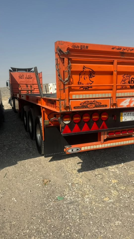 عربانه فلات  للبيع عمل خالد الجنابي أربع محاور    ويل كروم صباغة الطيار كهربائيات مقصود  تايرات نص عمر بدون شعار مامسجلة  العنوان جرف النداف الحي الصناعي ***********
