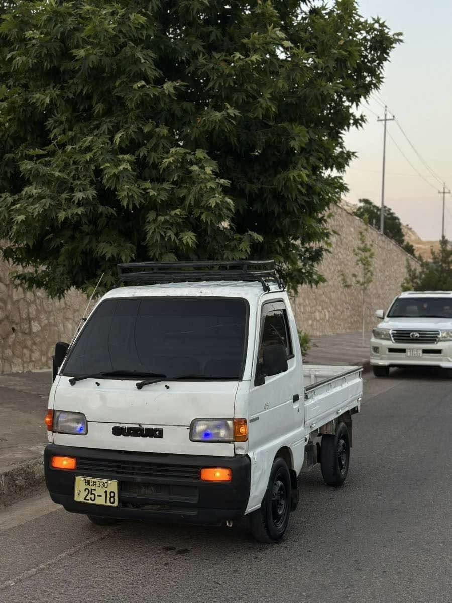 سازوكي مؤديل١٩٩٧ گئر مةكينة بةشةرت  
٢٢وةرةقةو مةحمةلة 
***********
*********** شقلاوة, أربيل
