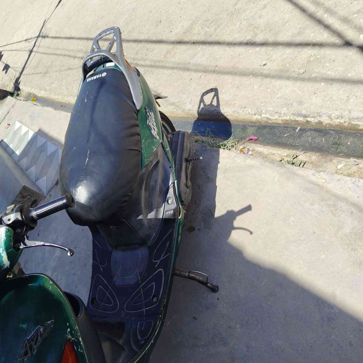 دولفين للبيع دراجه نضيفه نضافه معقوله بلاديه بوش وبستم كص لصلي دراجه نعومه ومشي كهربايات شغاله فقط باتري سعرها 550™¥  ***********
