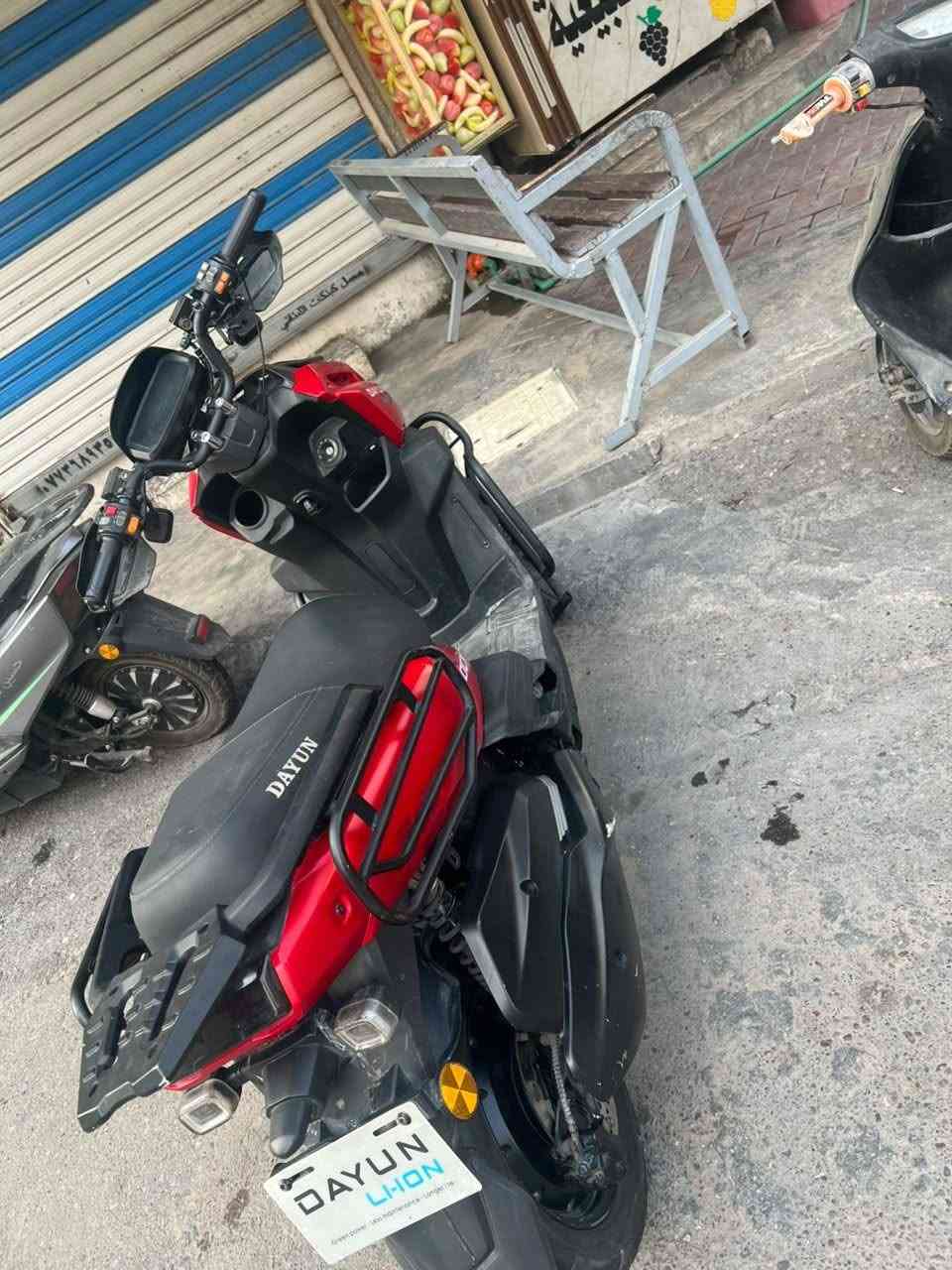 شحن • بطارية ٧٣ فولت • سرعة ٩٠