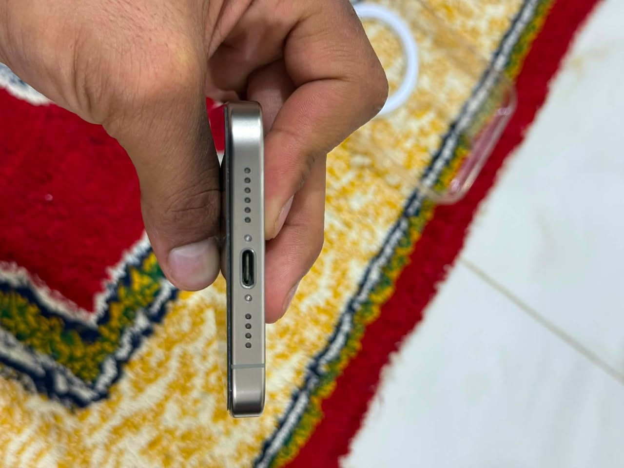 ايفون 15برو ماكس بطارية 89ذاكرة256 شرق اوصط وكالة كامل ملحقات نضافة 100 جهاز بلادي وتر لون تيتانيوم ***********

