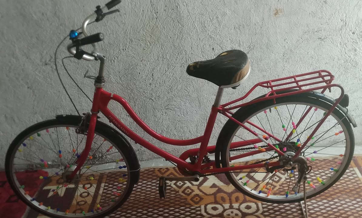 سلام عليكم شباب باسكل جديد البيع بناتي حجم 26 الباسكل نضيف بريكاته شقاله  وريد80  وبي مجال الطيبين  ومكاني بغداد البلديات الضباط ثانيه بضهر المعسكر ***********
