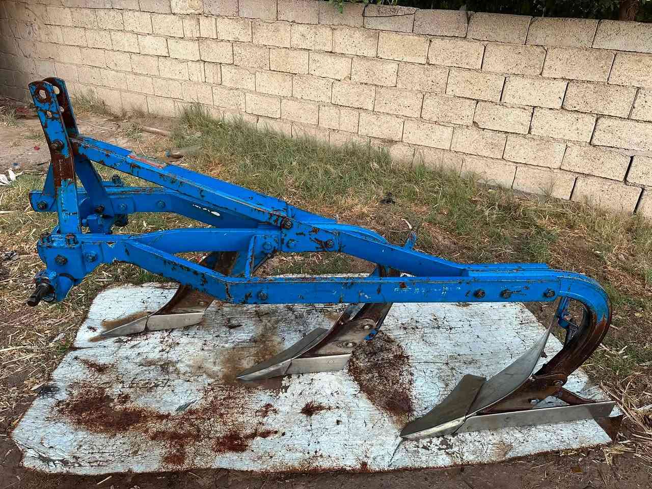 السلام عليكم فيدان تركي البير البيع حجم ١٢ موديل ٢٠١٧ المكان بغداد الوسفيه معمل زينب   ***********  ***********  غير متواجد عل فيس
