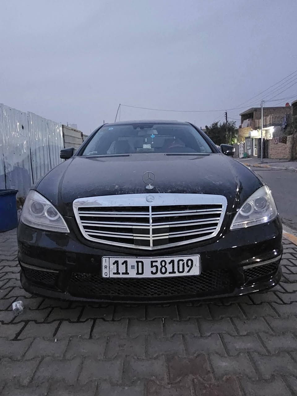 مارسدس S350موديل 2009 كامله من كل شي بسمي عليها ادامه كامله من كل شي باب قصير بيها داير جاملغ خلفي صبغ فقط الباقي مكفول كير مكينه اكسل وحداديه وجوبلسات قبل سبوع ادامه كامله مواصفات ال،Sمعروفه السعر ١٦٥  تواصل ع خط ***********....***********
