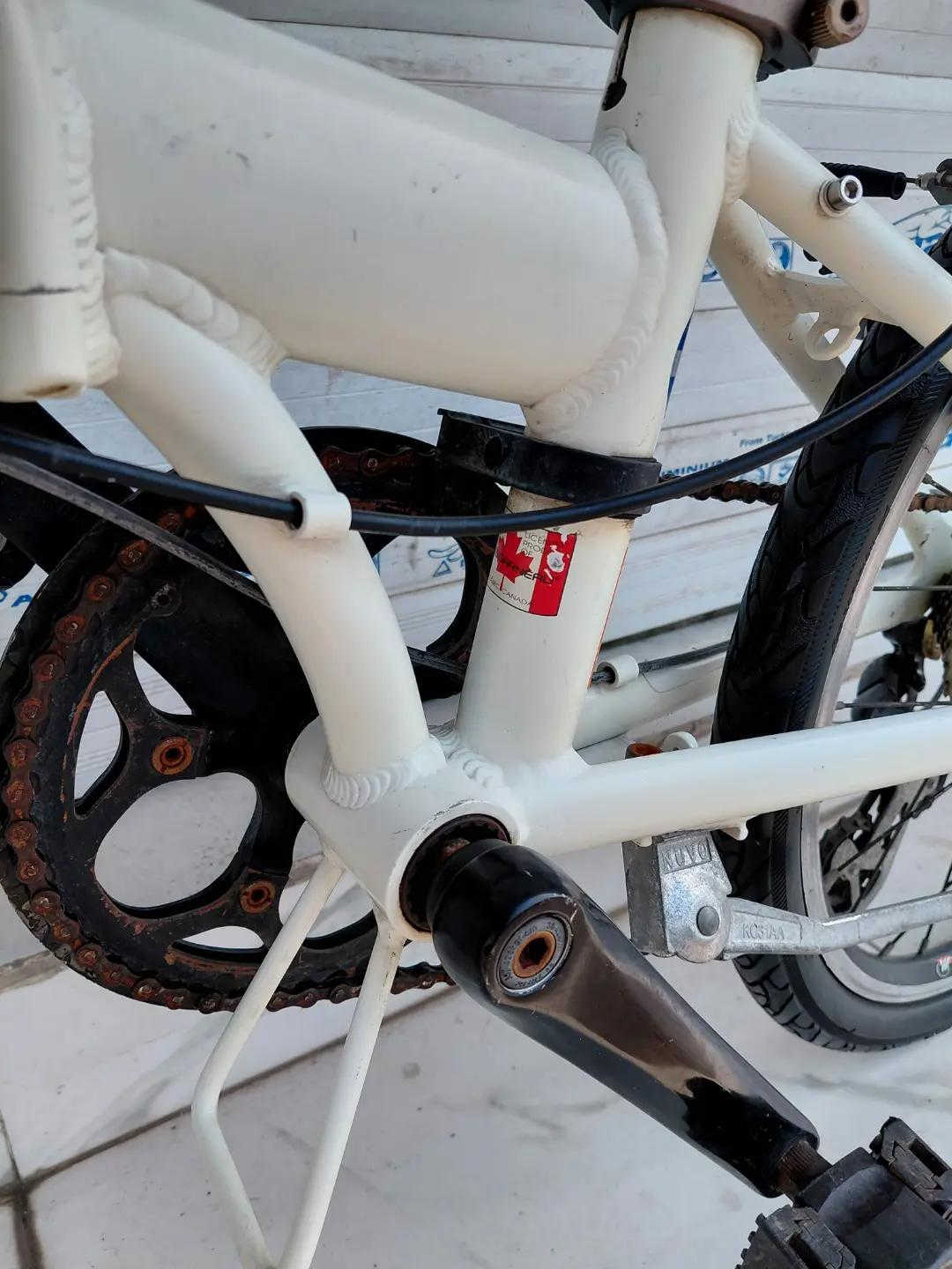 LOUIS GARNEAU FOLDING BIKE حجم 20 المنيوم بالكامل    ✈يوجد توصيل لجميع المحافضات ✈ كركوك مدخل سايدين حي الاسرى والمفقودين  معرض ابو شيفان ( *********** )
