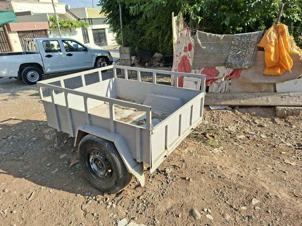 عارەبانە دوای سەیارە بۆ فرۆشتن نرخی 350 هەزارە قفڵەکەیەتی مشتەریت نامە بنێرە مشتەری نی لەگەڵ ڕێزم سەری منیش و خۆشت مەهێشێنە 
شوێن ڕانیە 
*********** رانية, السليمانية
