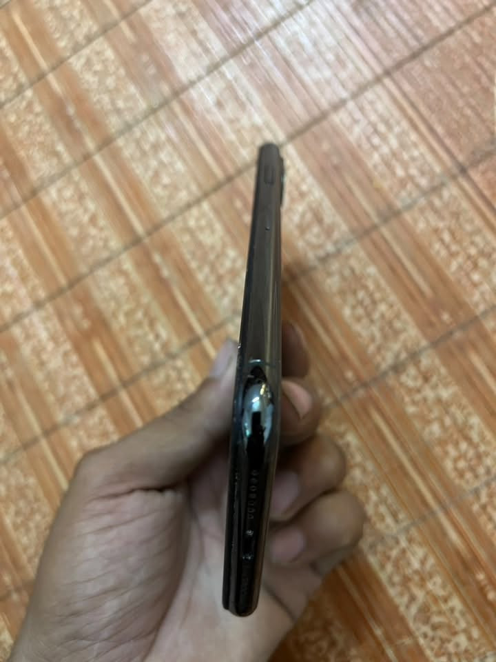 السلام عليكم شباب ايفون 11 pro max للبيع
ذاكرة ٢٥٦ 📲

بطارية 🔋 82 بلادية 

فيس ايدي شغال 

جهاز شغال بي فقط هاي الفطور بالشاشة 

العنوان ( بغداد مدينة الصدر )

السعر ٢٥٠ وبي مجال 

متواجد واتساب فقط ***********

نص مكتوب في الصور:
- 3:19
- عام
- سجل تاريخ القطع والخدمة
- الشاشة
- قطعة غير معروفة
- تجمع Apple سجل تاريخ القطع والخدمة، ويعرض السجل معلومات عن حالة iPhone وتفاصيل إصلاحه. معرفة المزيد...
- الأغاني
- 0
- الفيديوهات
- 222
- الصور
- 290
- التطبيقات
- 16
- السعة
- 256 غ.ب.
- متوفر
- 192.78 غ.ب.
- عنوان Wi-Fi BC:09:63:92:DF:EE