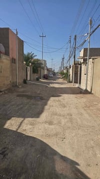 بشارع المطار القديم • ١٥٠م • ٣ غرف