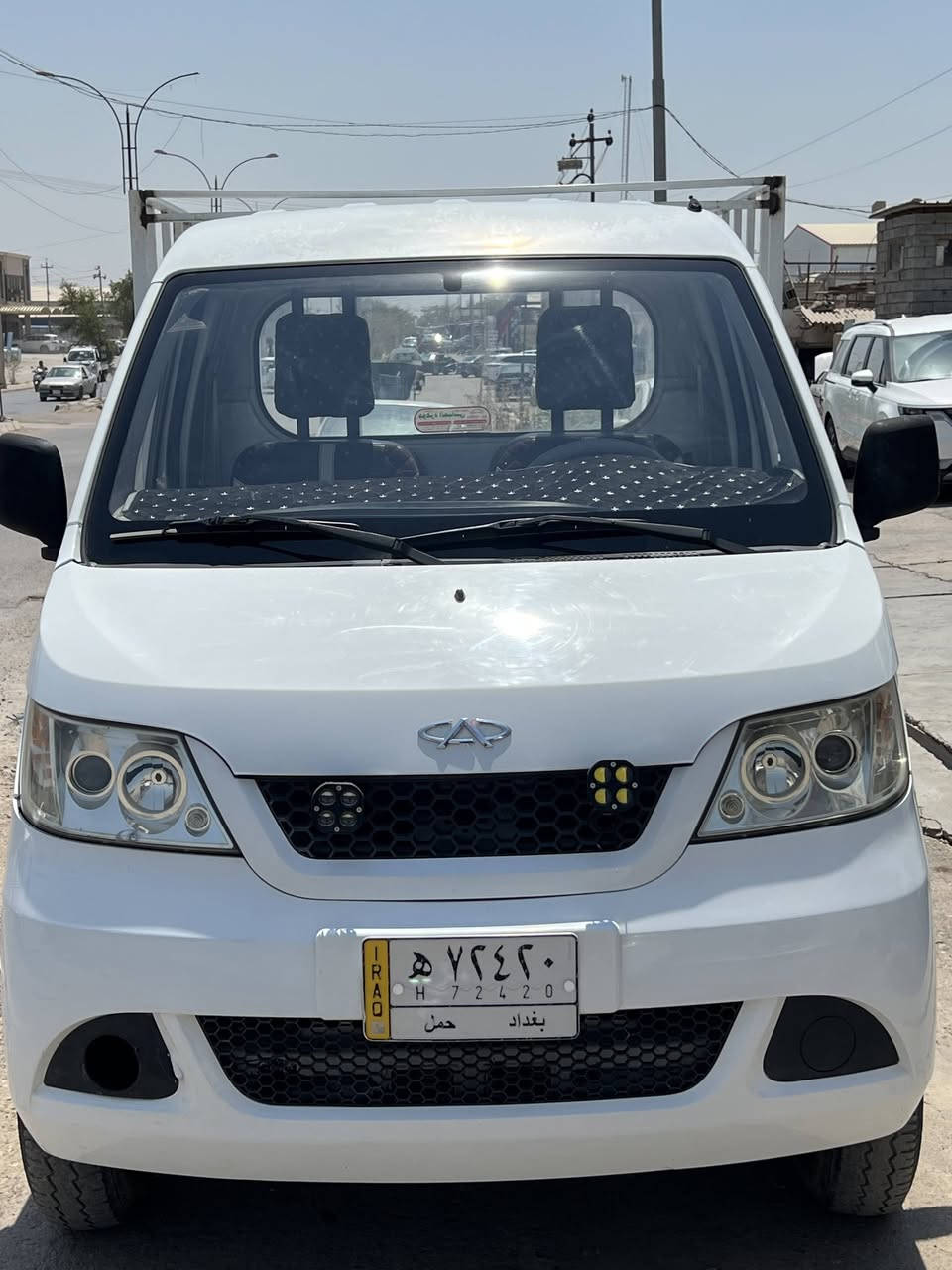 شيري ٢٠١٣
رقم بغداد
السيارة نظيفة جدا و الشاصي نظيف جدا
بدون ولا قطرة خياس
 زوج تايرات جديد و زوج دبلات جديد
للتواصل ***********
