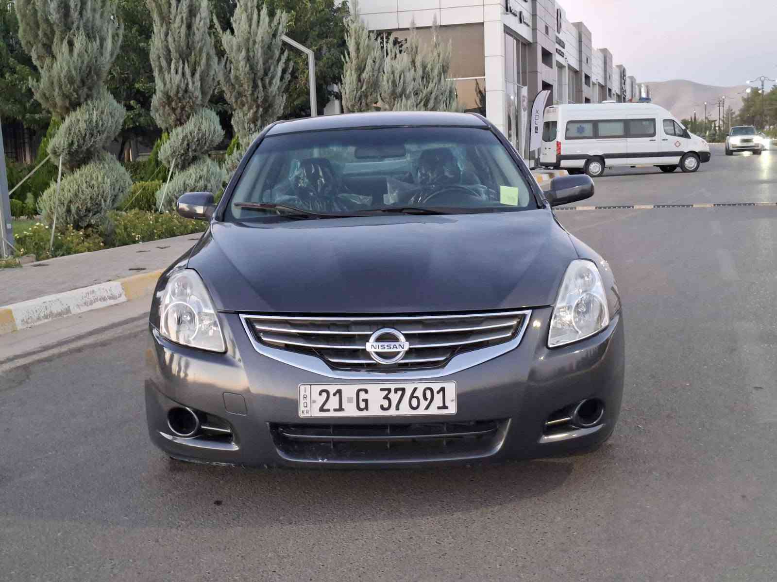 🚘 بە ناوی خوای گەورە و میهرەبان ❤
ئەم سەیارەبۆڤرۆشتن
ئاڵتیما بیلاد خسوسی
🔹 مۆدێل: 2012بەسمە
🔹 ڕەقەم سلێمانی
🔹  تەحویل غرامە بڕاوە بەشەرت 
سەنەوی بەسەرچووە
♦سەیارەکە هەمووگیانی بەشەرت
✅ مەکینە، گێڕ  بەشەرت
سەیارەهیچ دەعمولێدراوی نیە 
✅ سەیارەکەماڵی دۆستە
✅  کارەبای هەموو گیانی بەشەرت 
✅ موشتەری نیت سەرم مەیەشێنە 
✅ چوارتایەی لۆک
✅ ناو و دەرەوەی سەیارەکە زۆر پاک و جوانە 
بەس ماشااللەی ئەوێت😍

💯 سەیارەکە بەس فرۆشتنە.
♦سەیارەکەماڵی دۆستە
💵 نرخ: 59گەڵا،وکەمێ معامەلە

📍 شوێن: سلێمانی

📞 ژمارەی پەیوەندی: ***********
ژ.م: ***********
تەنهاموشتەری پەیوەندی بکا 
ئەدمینی🌹وەریکرەزۆر سباس السليمانية, العراق
