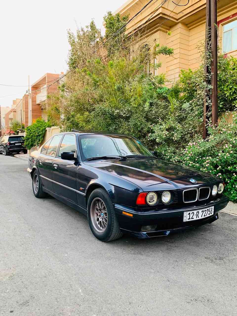 ‏ BMW 525i 1994
گير اوتوماتيك
تبريد قطعتين 
سلايت كهرب
داخل جلد
جامات امامي كهرب 
شاشة + كاميرة
صبغ فقط بدون حادث
رقم نينوى حديث
 ***********
 ***********
