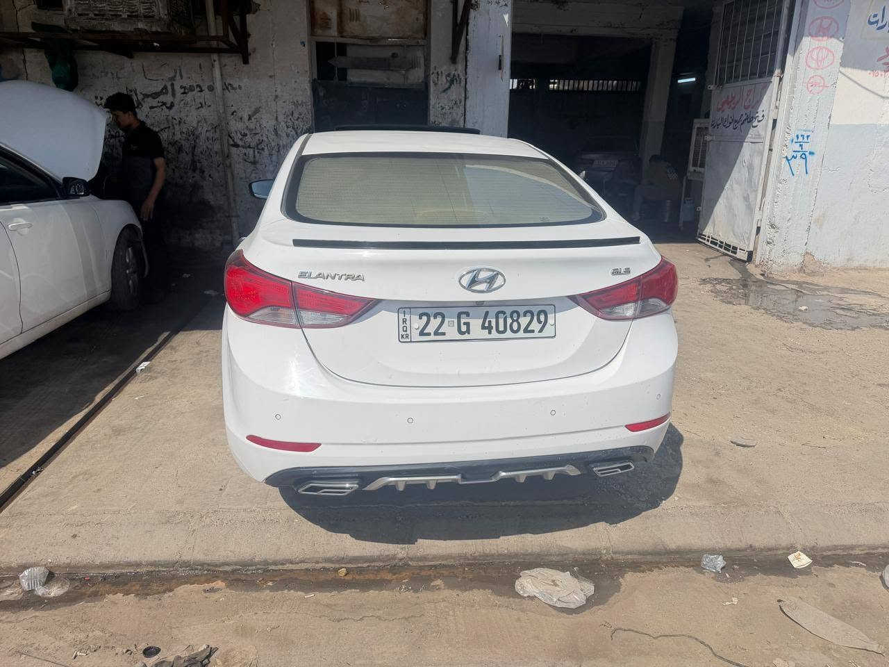 النترا موديل ٢٠١٥ سياره فول مواصفات بصمه سلايت سنويه ورقم وهزه جديد محرك ١٨
بدون صبغ بيها ملاحضات
السعر ١١٥ورقه بيها مجال
 ***********
