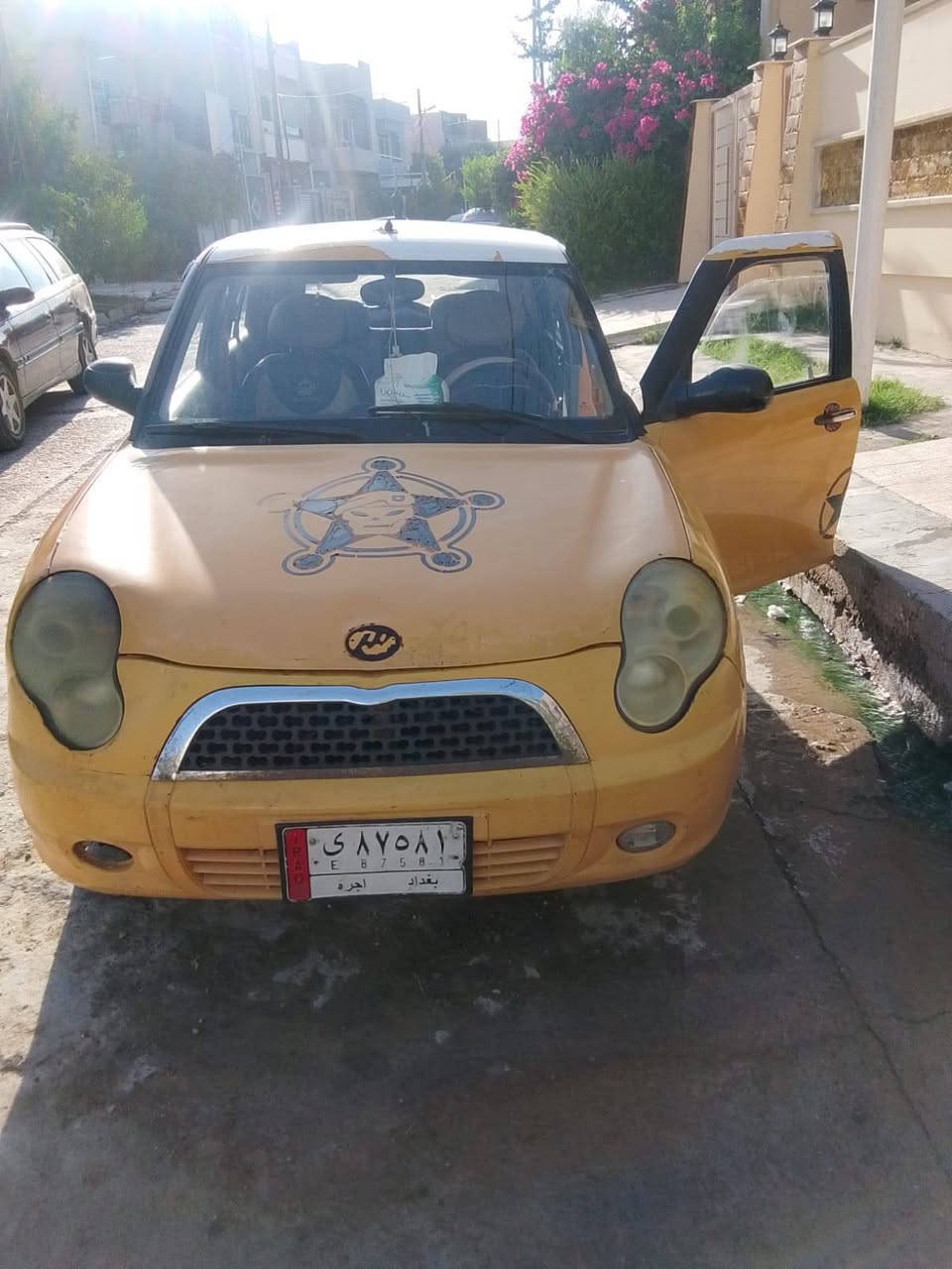 السياره يمي ابيع ترتيب او نقد 
هاذا رقمي***********
