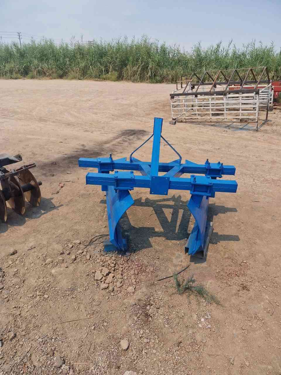 للبيع مرازه مستعمل سعره 400 وبيه مجال بصيط عنوان واسط الزبيديه قرب الطاقه الكهربائيه ***********
***********
