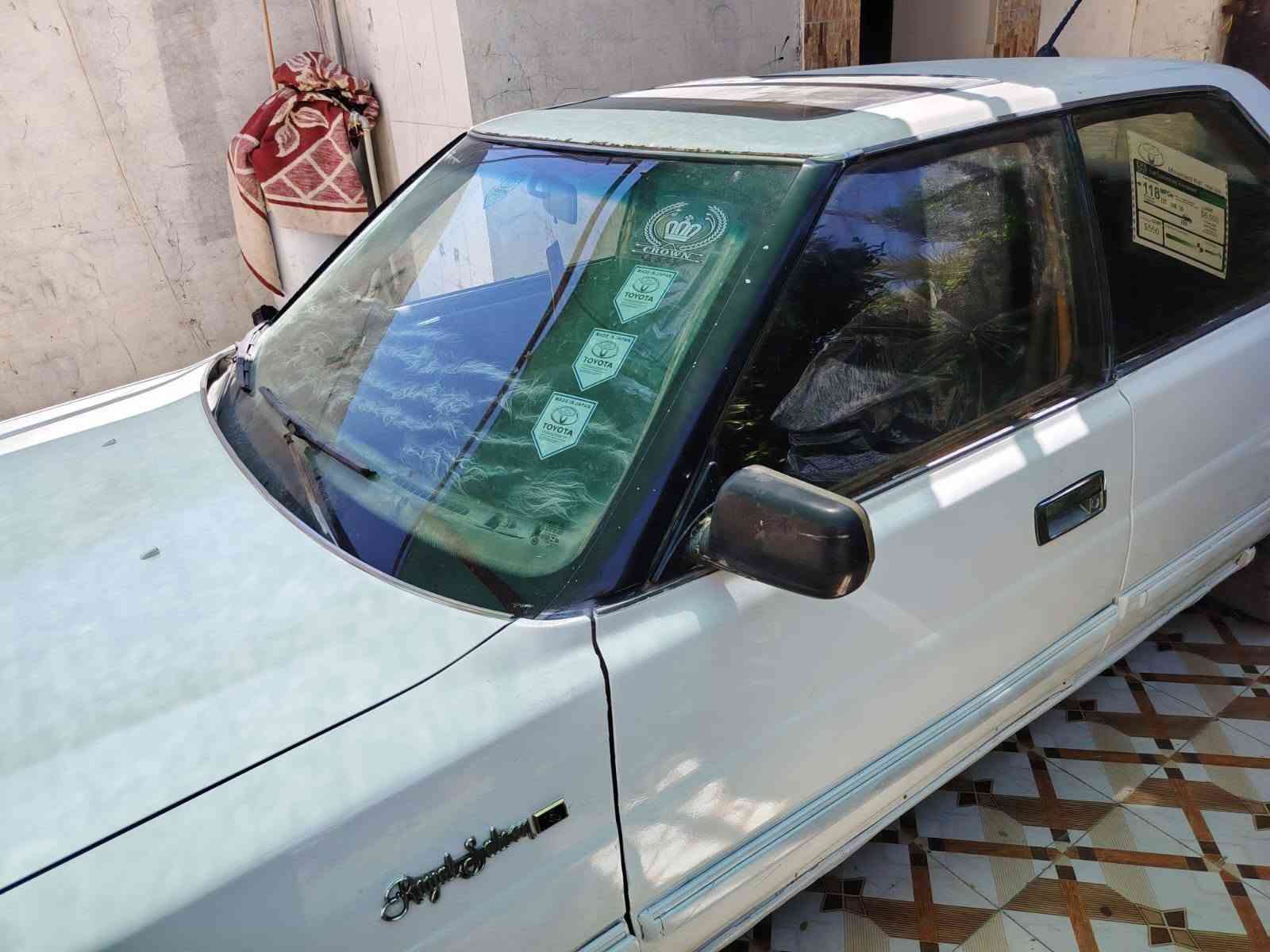 للبيع والمراوس هارتوب موديل 1990 يسره بلادي كير ومحرك بطه 2500  رقم نينوه صدامي الشرعي ماندله اكفلها دوله وعشاير بيها واجها السعر 13 مصبوغا حزام صبغ جديد هاي الصور قبل ماصبغت الترايش هسه مصبوغات مكاني الحويش ***********
