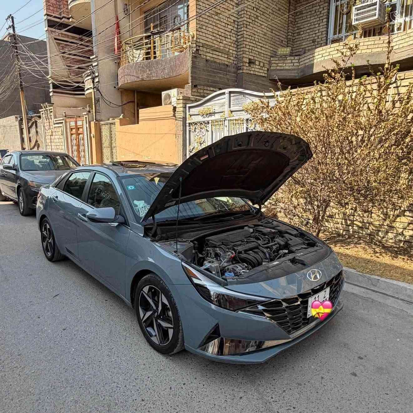 السلام عليكم 🧿
هونداي النترا 2023 ه(بانزين
سياره كلين بيه ربع بنيد صبغ 
لمتد فول واحد على واحد 1️⃣ 
داخل ابيضّ 
ماشيه 50 الف 
مواصفات السياره:
دخول ذكي 
فتحه سلايد 
اناره ترحيبيه في قبضات الابواب 
صندوق ذكي 
رادارات 360
نظام محافظه على المسار 
قياده ذاتيه
شحن واير ليست
حساس خلفي
اضائه اماميه 3عدسات 
بك لايت لد 
داخل جلد
تحكم مقاعد اماميه كهرباء
وضعيات مقاعد ميموري لمقعد السائق
تبريد و تدفئه المقاعد 
اضائه دشبول متغيره 
تبريد شاشه مناخين منفصلين
شاشه متصل كبيره 
شاشه عدادات دجتل 
نضام الصوتي شركه Boss
اوتو هولد 
هاند بريك بصمه 
وضعيات قياده(نورمل سبورت سمارت)
مرايه وسطيه  تعتيم ذاتي 
صور الحادث مرفقه معه المنشور 
مكان السياره بغداد   
غير متواجد عل فيس 
للستفسار. ***********
