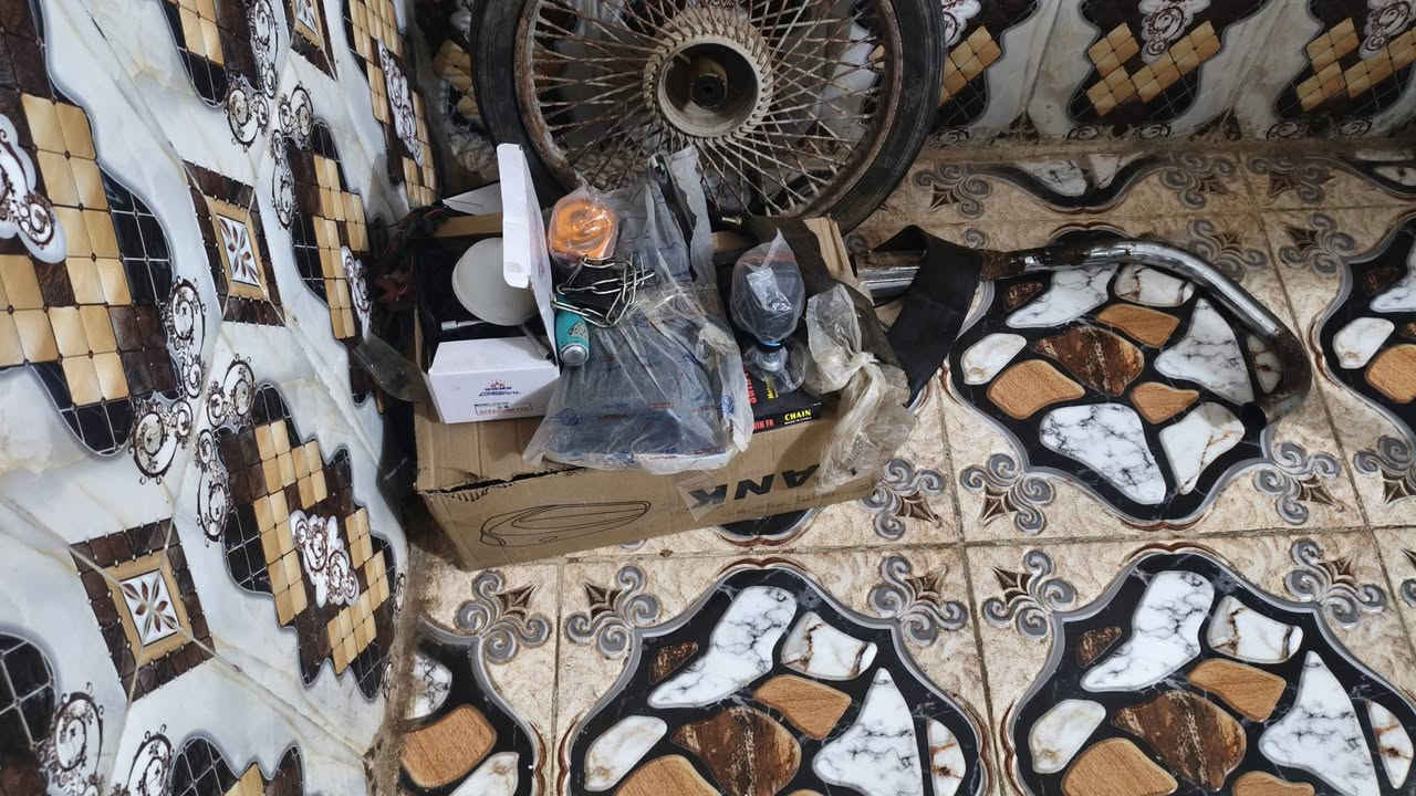 يالله سلام عليكم دراجه للبيع اصولي شاصي مديل15ول باقي كله جديد عوزه بس مكينه للستفسار اكثر انتصل ***********
