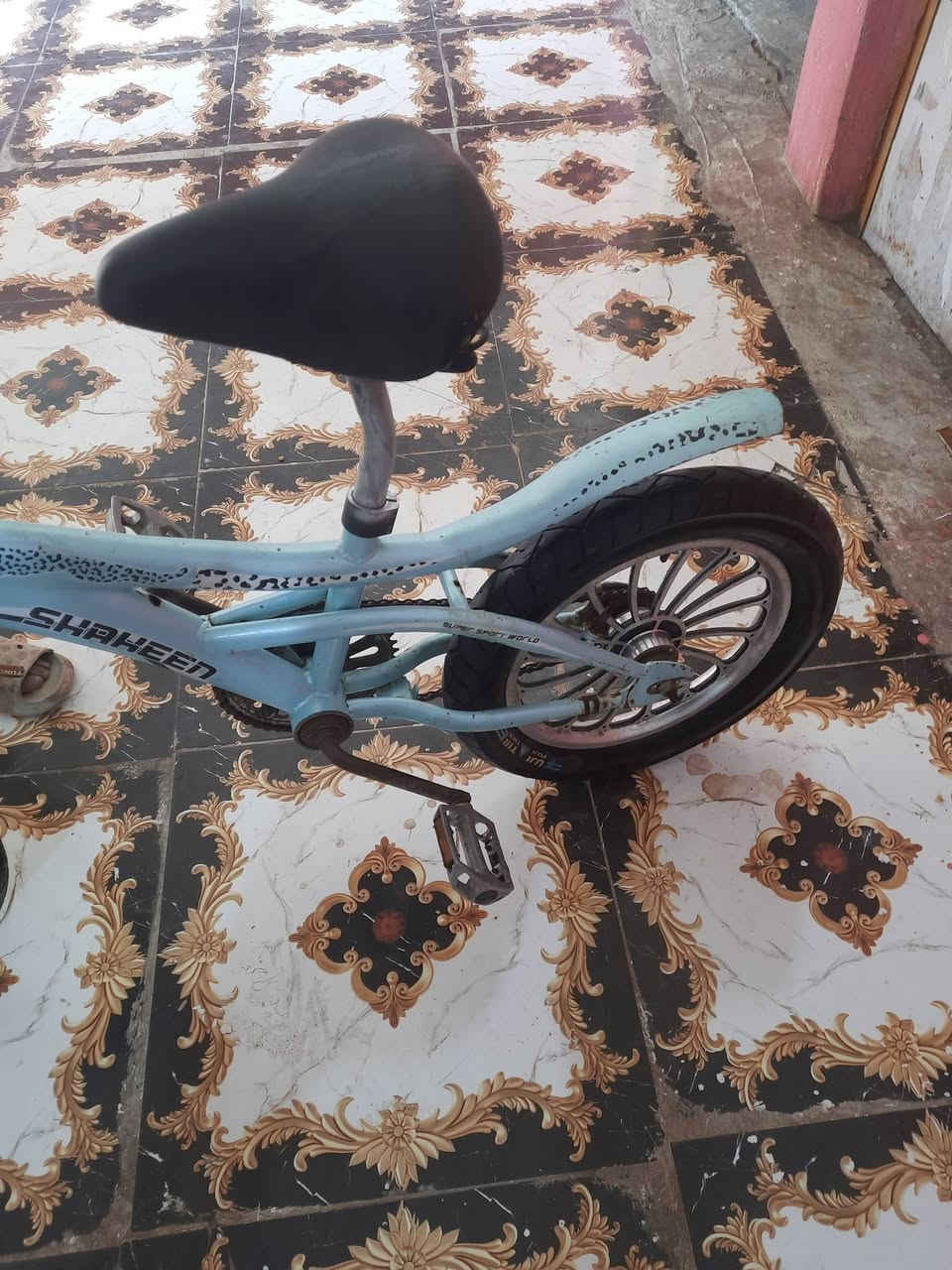 لبيع جاهز سعره40 وبي مجال ***********
