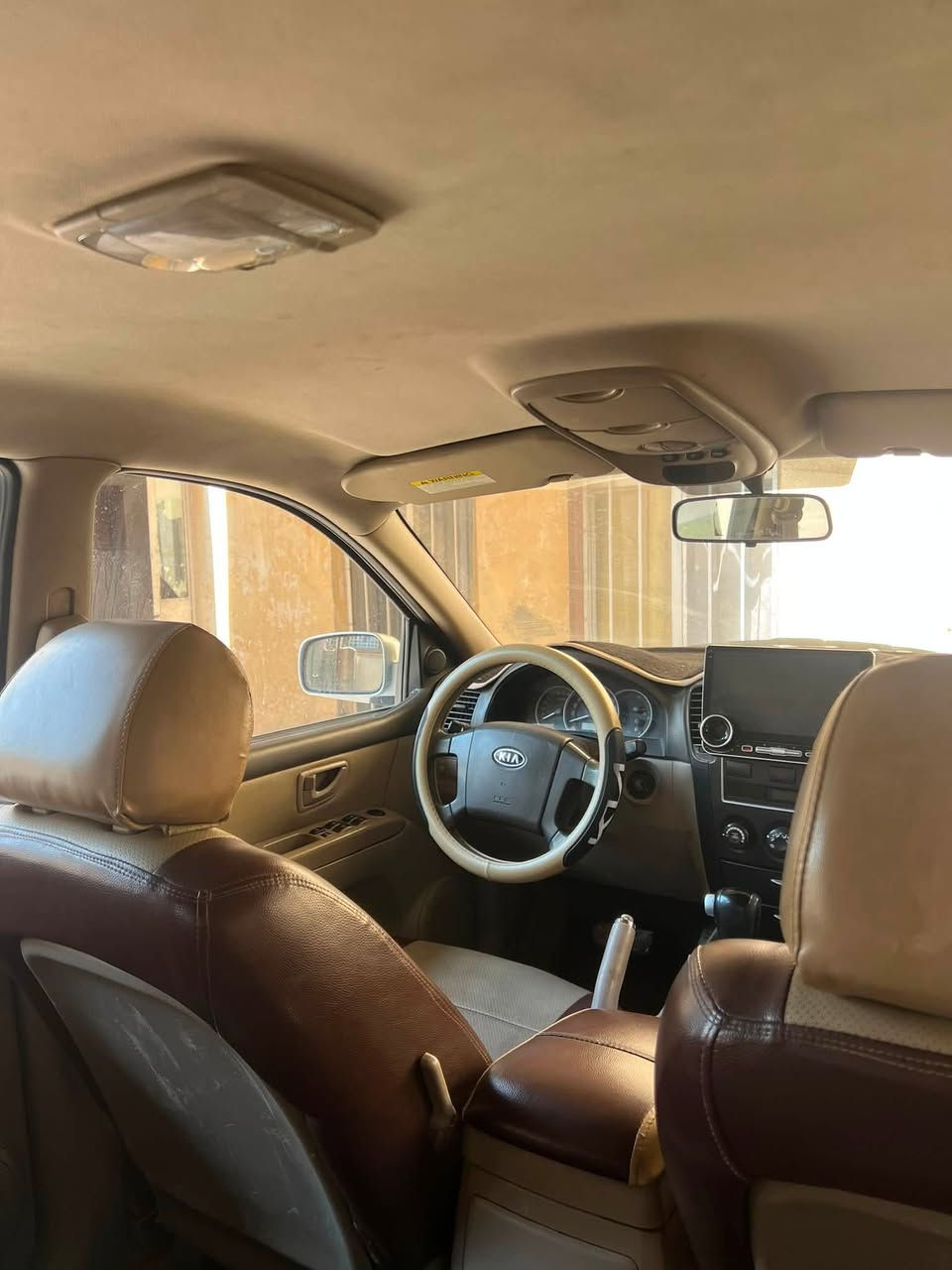 سورنتو ٢٠٠٩ خليجي كفالة بدون قطرة صبغ ولا تبديل السيارة جدا نضيفةمحركً٦ سلندر تبريد ثلج رقم نجف باسمي  بالعافية الياخذه
السعر ١٠٥ بية مجال *********** بغداد بسمايه
