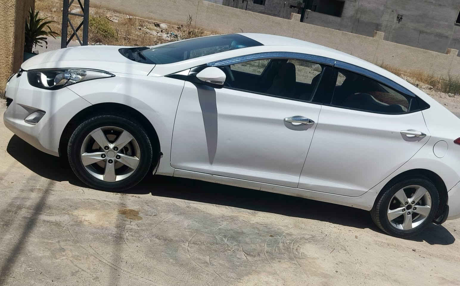 سلام عليكم 
النترا 12 خليجي  محرك 1800 المرغوب  شرط لا تنقيص ولا تبخير سياره جاهزه من كل شي  سياره بيها صبغ كم قطعه من ضمنها قماره اثر شخوط وصابغيها مكفوله من كص وشواصي كلها سليمه  تريد تحسبها عام تحسبها حزام براحتك جاملغات خلفيه صبغ وبنيد وجاملغ وباب خلفي تعديل حوض عل بارد بدون معجون ؟ 
سياره حلوه ونصبتها كاعده متصرف عليها كل شي 
 تخم تاير جديد صدر جديد امامي خلفي شاشه تاب كامره خلفيه تحكم ستيرن تبريد تدفئه شغاله . 
ملاحظة ؛ سياره بسمي تحويل مباشر سعر 87 بيها مجال للطيبين /  لحد يتصل ويكلي شبيها منشور واضح وحياكم الله عندك مراوس  محتاج فرق فلوسك نقد نتراهم. 
***********
