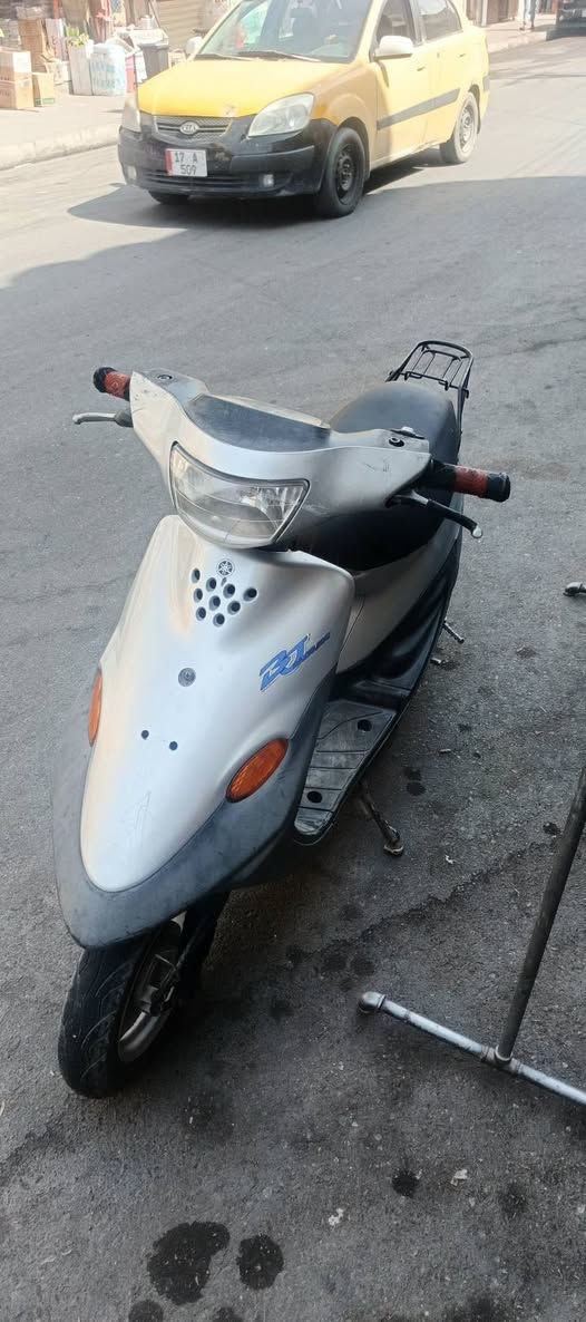 دراجة بيجي ٩زروف للبيع شرط جديد مال رمبة تحريكة معدل نار كلو شغال كهربائيات فول بلادي 
السعر ب٦٥٠ وبي مجال للشراي 
مكاني الايمن 
***********
***********
