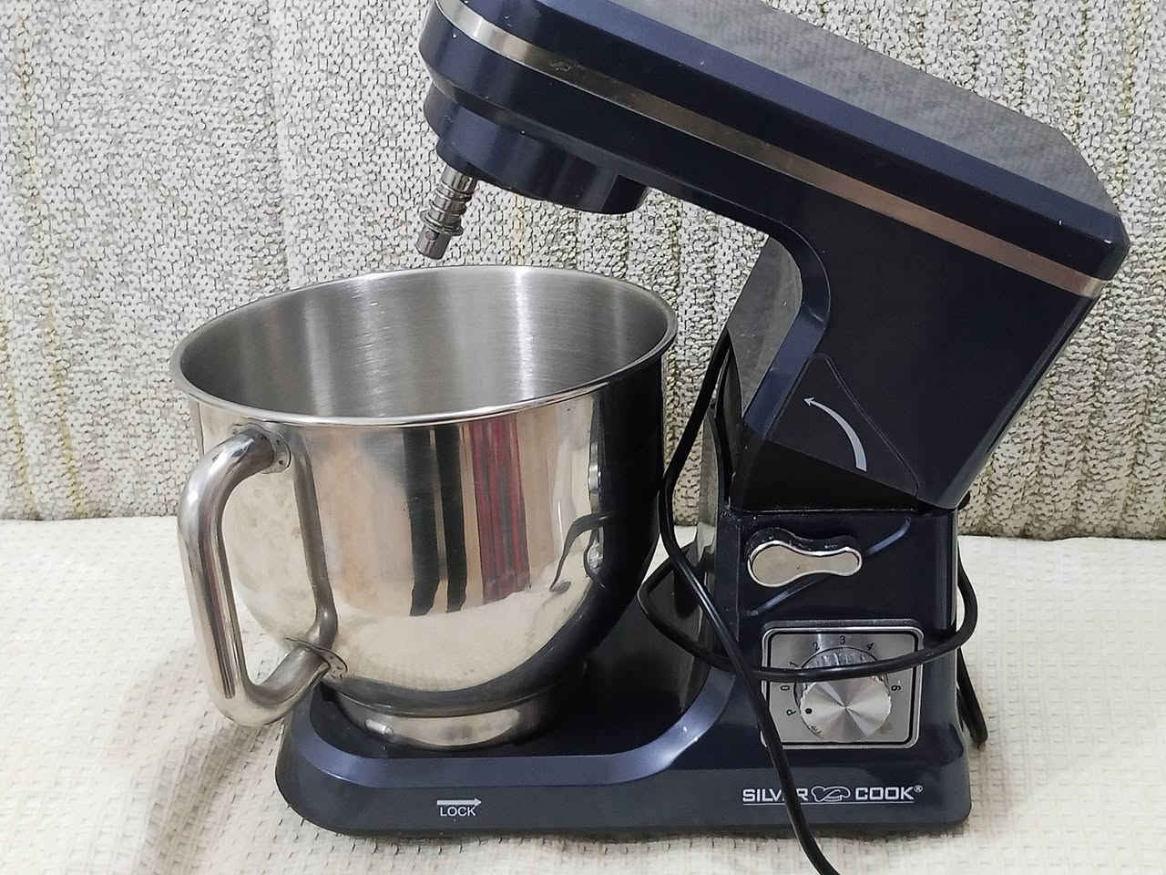 عجانه للبيع نوعيه SILVER&COOK نوعيه معروفة بل سوك حجم الحوض 6لتر إستعمال قليل جدا امانه الله ورسوله السعر 60 مع كامل الملحقات
العنوان المقدادية-شهربان-حي المعلمين 
الرقم 
‏‪***********‬‏
