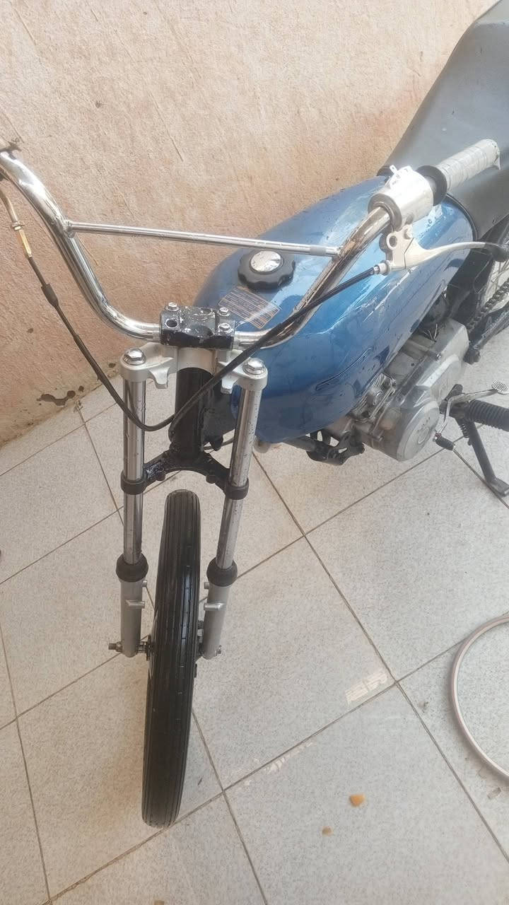 عمي سلام عليكم نجيكم بهاذه لزرك دراجه  رزنه يعني نضيفه وكلش حلووه  دراجه نضيفه انضف من بصوره سعر350وبيها وبيها مجال لحلوين مكاني حي صناعي ناصريه رقمي لستفسار *********** مامتواجد فيس راسلني واتساب وبخدمت شراي
