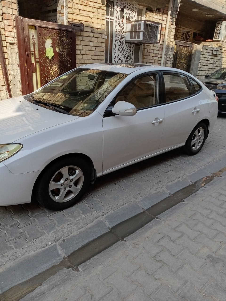 سلام عليكم النترا موديل 11  خليجي مكينه 200 كامل مواصفات فتحه سقف 4دسك شاشه كامره بيهه باردات باسمي تحويل ثاني يوم كير مكينه خير من الله تبريد شغال مكاني بغداد سعر 118  هذا رقم الرقم  ***********
