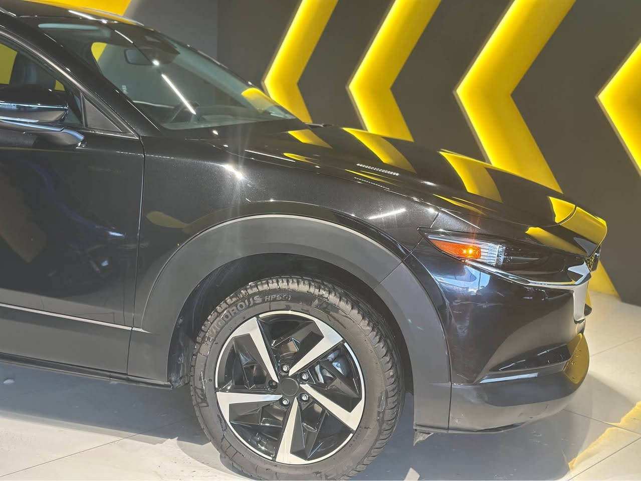 Mazda Cx30 Awd
مۆدێل ٢٠٢٤
فول مواصفات
تەنها ١٨،٠٠٠ ڕۆشتووە و یەک پەلەی سنوقەکەی بۆیاخە سۆنەرەکەم داناوە 
بێ ناو بێ ئێرباگ.
کاتی نەشکاوە ٩٠ رۆژی لەگەڵە بۆ ڕەقەم کردن بەشەرت ڕەقەم و تەقە و ڕەقە ئەیفرۆشین.
سەیارەکە فول فول مواصەفاتە و سڵاید و کوشن کارەبایی و کوشن خەزن و خەتی جادە و تحدید سورعە و ڕادار و کامێرە و برێک بەسمە و ئاوتۆ هۆڵد و کوشن هیتەر و تەبرید مەرکەزی و زۆر زۆر مواصفاتی تری تیایە 
سەیارەکە ڕەقەم سلێمانی و هەولێر و دهۆک و هەڵەبجە ئەکرێ بەدڵی خۆتە.
شوێن: سلێمانی 
ژم: ***********
***********
نرخیشی ١٤٩ گەڵا و مەجالێکی برایانە. السليمانية, العراق

