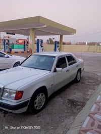 مرسيدس 300 • ١٩٩١ • اوتوماتيك