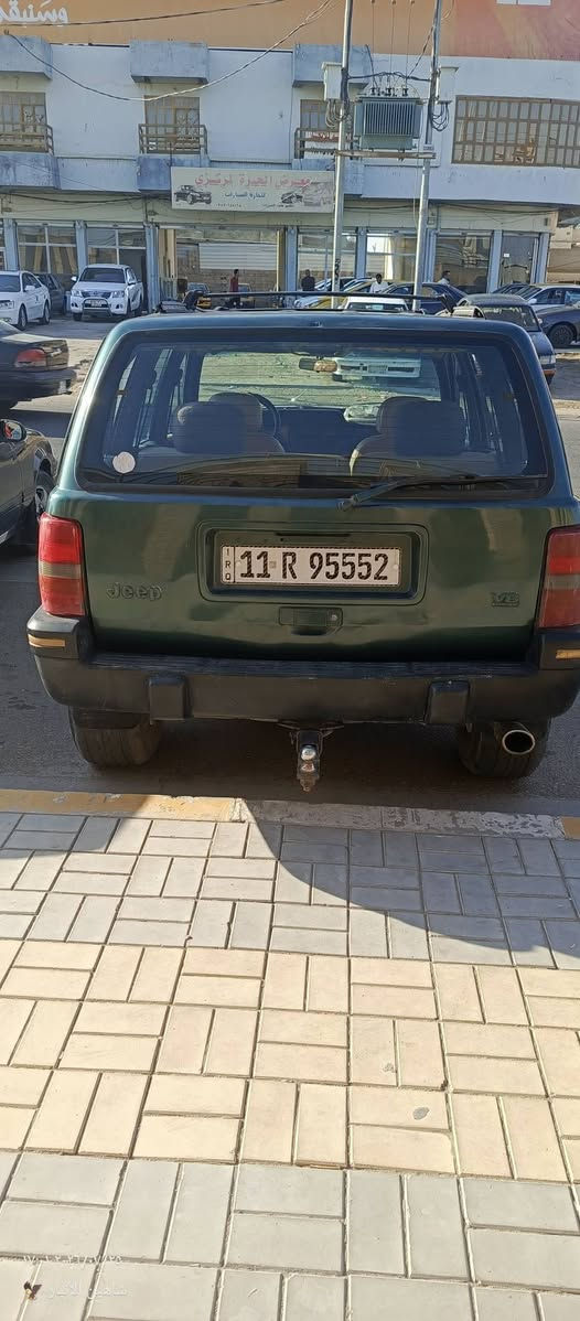 السلام عليكم مرخصت مدير الكروب للبيع اومرواس حسب القناعه جيب شيروكي موديل 1994رقم بغداد مميز انكليزي كير محرك بطه فيفتي 3000 كهربائيات كلها شغاله داخل نضيف كشنات كهرباء صبغ عام جماليه بدون ضرر  مكان الفلوجه رقم الهاتف *********** السعر 45وبيها مجال بصيط
