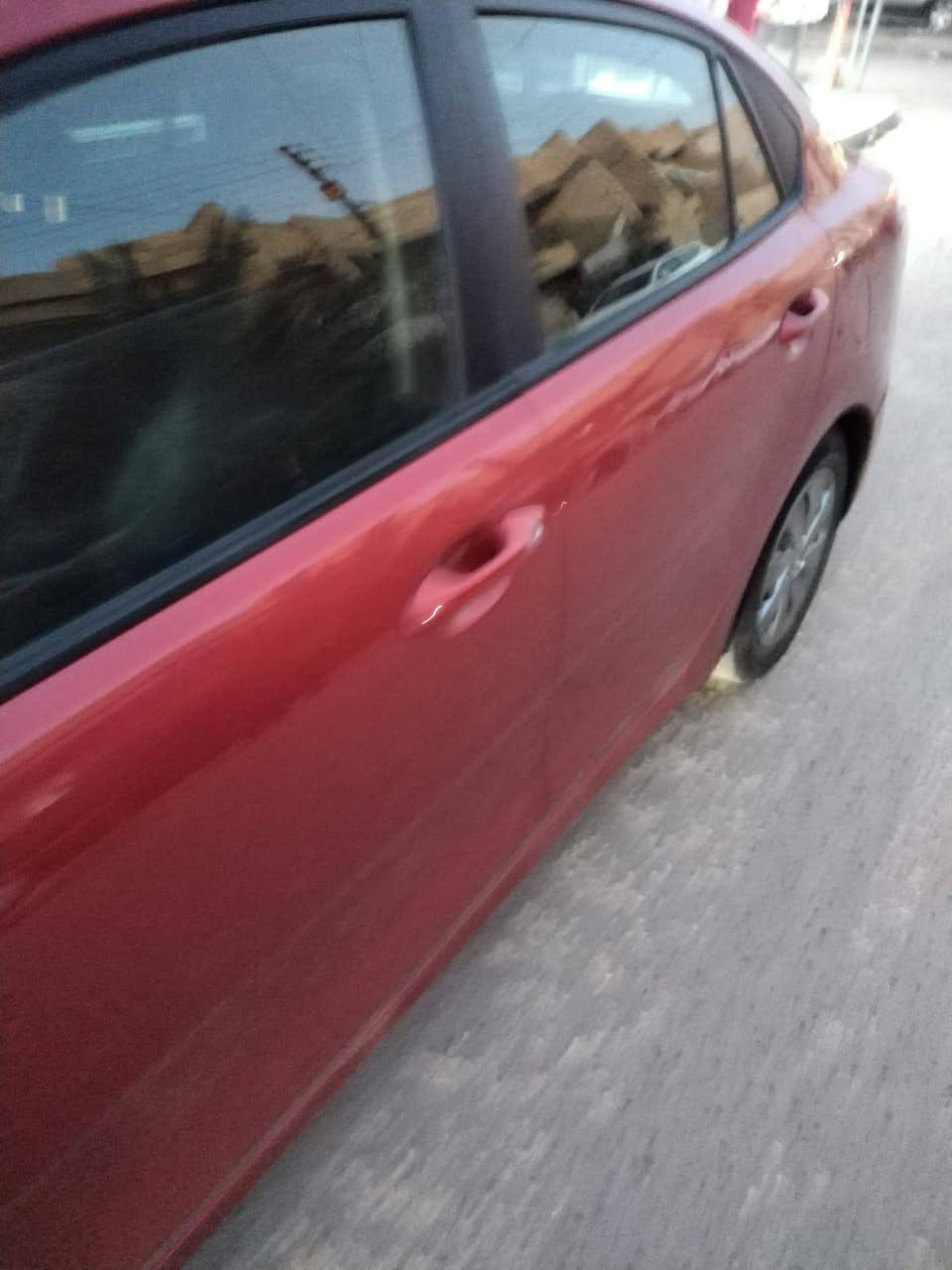 عندي ريو حمرة بغداد موديل ٢٠٢٠ سنويه باسمي بعد كم شهر تصير حره للبيع ٩٠ ورقه اوبيه مجال ***********

