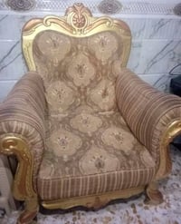 تخم • مستخدم • صوفا