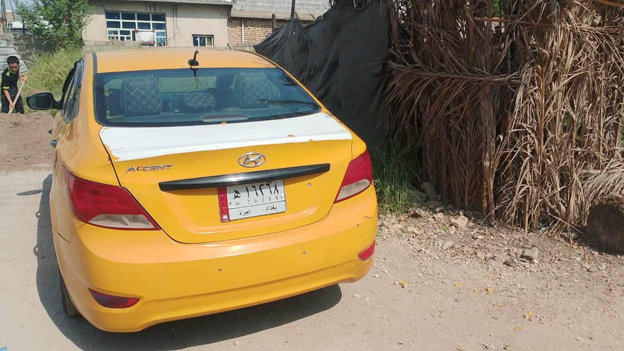 السلام عليكم اكسنت موديل 17 مكينه جي دي اي حادثه جاملغ امامي  لسياره جديده السعر73 بيها مجال تستلمها مصفره هيئه وغرامه ‭***********‬ مكلف بل نشر  بغداد الحسينيه
