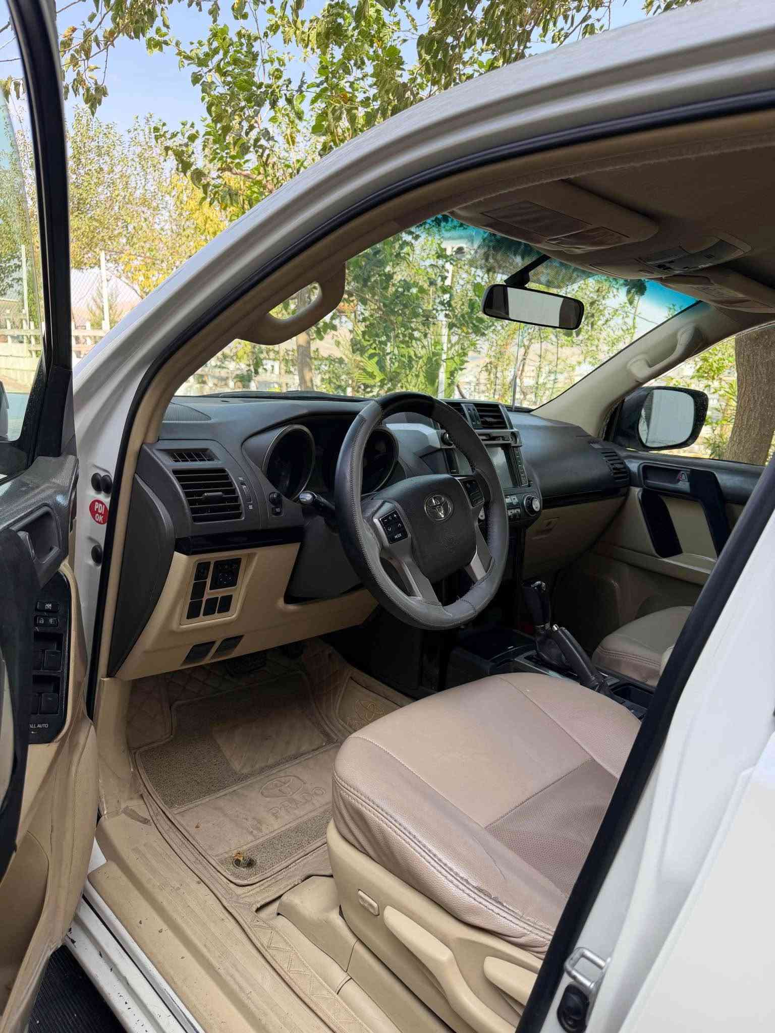 Toyota prado 2014 TX.L نمونە لە جوانی
بێ بۆیاخ 
١٠٩ هەزار حقیقی ڕۆشتوە
سۆنەریم داناوە تەنها کەمێک ساردی هەیە
سەنەوی تا ٢٠٢٩ تازەیە بە ناوی خۆمانەوەیە
٤بستۆنی مەکینە ٢.٧
مواسەفاتی TX.Lسپێر لە کۆڵ
سەلاجە و تەبرید مەرکەزی ٣ ڕیز گوشن و دەبڵ ئەکسل و تەحەکوماتی سوکان و شاشە ئایپاد و ناو زەرد و ٤ جام ئۆتۆ....
سێعری ٢٥٠ گەڵاو مەجالێکی کەم و برایانە
***********٧٧٦٢٥٦٢٠٠٦
سەیارەکە لە سلێمانیە..سپاس بۆ ئەدمین السليمانية, العراق

نص مكتوب في الصور:
- PRADO