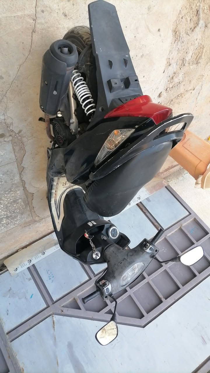 دراجه للبيع 700 ***********
