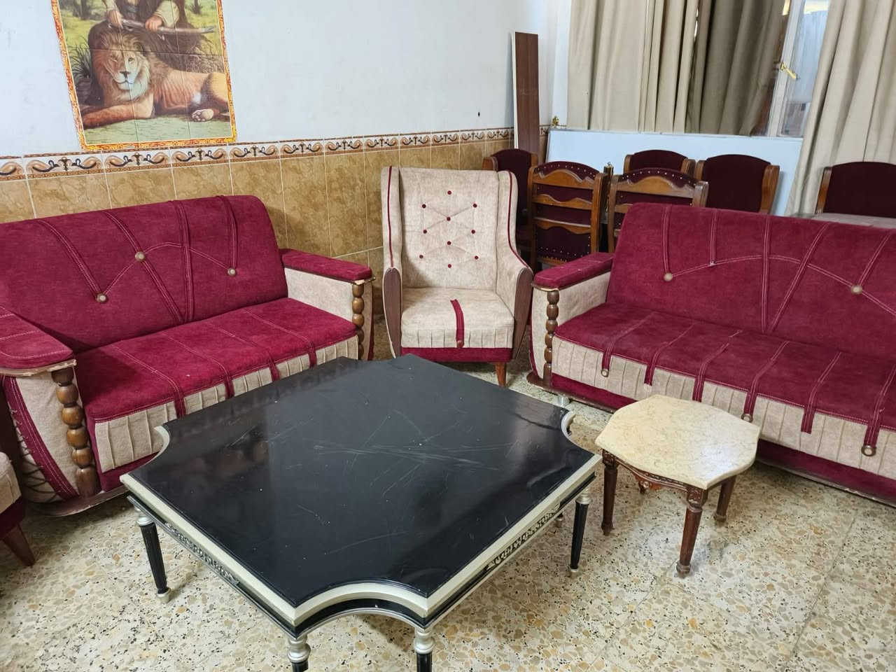 تخم لبيع سعرة ب300 ويئ طبلات مكان بغداد ولي يريده هذا رقمي واني خادم ***********
