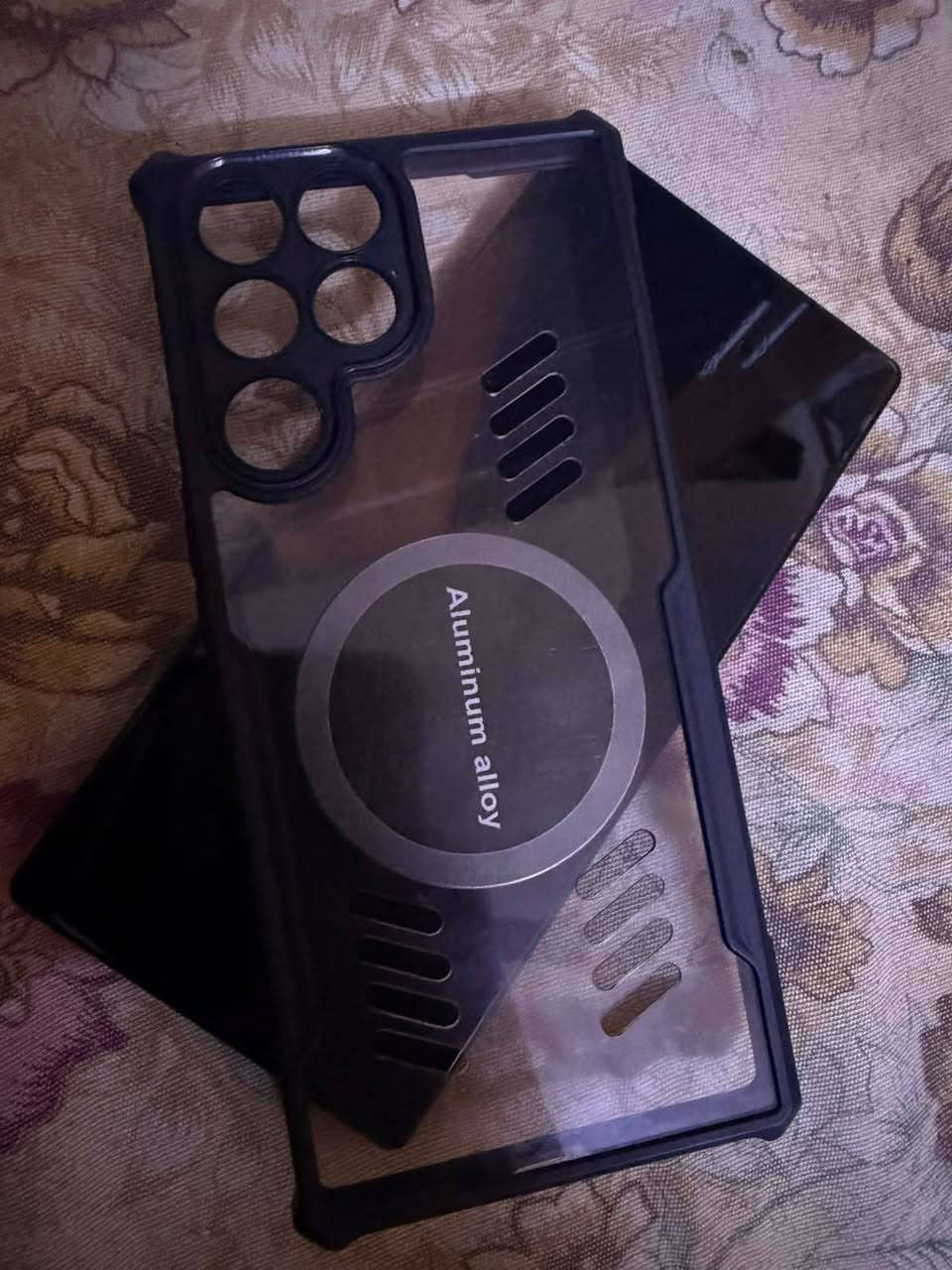 السلام عليكم شباب، إن شاء الله الكل بخيرعندي ريد ماجك 11 اس برو (Red Magic 11S Pro) النسخة الأوروبية الرسمية، بيع أو مراوس:✨ النظافة: 100%.🔋 الاستخدام: خفيف وفوق الخفيف! عداد الشحنات 51 شحنة فقط، يعني البطارية بعز شبابها وبكامل كفاءتها المصنعية.📦 الأغراض: علبته كاملة وغراضه الأصلية كلها ويا (الشاحن الأصلي السريع والملحقات كاملة) + ويا كفر أسود ماك سيف (MagSafe) مرتب.💾 الذاكرة: 256 جيجابايت.الجهاز مال مستخدم ومدلل وعينك ميزانك بالفحص والصور.💰 السعر: 1,175,000 دينار (وبيه مجال بسيط وتدللون).📍 الموقع: بغداد (الاعظميه)📞 للتواصل: (خاص او اتصل على هذا الرقم ***********)

نص مكتوب في الصور:
- ٢:٤٢
- لمحة عن الهاتف
- 11
- REDMAGIC
- إصدار Android 16
- اسم الجهاز
- REDMAGIC 11S Pro
- سعة ذاكرة ROM
- ٤٥,٠٧ غ.ب / ٢٥٦ غ.ب
- سعة ذاكرة RAM
- 12 GB + 12 GB
- الطراز
- NX809J
- CPU
- Snapdragon® 8 Elite Gen 5 Mobile Platform(Leading Version) Octa-core Max 4.74GHz
- حجم الشاشة
- 1216*2688
- سعة البطارية
- 7500 mAh
- رمز IMEI
- 866534087721230
- 866534087731239