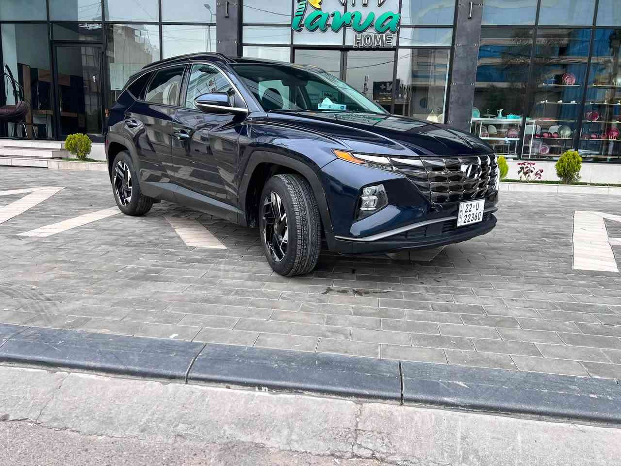 HYUNDAI TUCSON 2024 
هيونداي توسان 2024 
  
محرك 2500
الموديل2024
جديده اخت الزيرو
 تراي زيرووو
           
           ====== الاضافات👇👇

فتحه بانوراما 
شاشه كبيره نفكيشن
بصمه
ماشيه 18 mil
رادار امامي + خلفي + جانبي
قياديه ذاتيه
توقف ذاتي
مانع تصادم
تحديد مسار
نقاط عمياء
كامره خلفيه
كراسي  جلد 
كرسي كهرباء 
كراسي تدفئه
ستيرن تدفئه
مثبت سرعه
تحكم ستيرن
نظام قياده ذاتيه
تشغيل عن بعد سياره
هاند بريك كهربائي
اوتو هولد

دفع رباعي 4X4
باب خلفي صندوك كهرباء
اضويه اماميه زنون LED
كشافات ضبابي LED
اضويه خلفيه LED
نظام GPS خرائط
3 انظمة قياده NORMAL/ECO/SPORT
بلوتوث 
مدخل USB + AUX

للتواصل /  ***********
